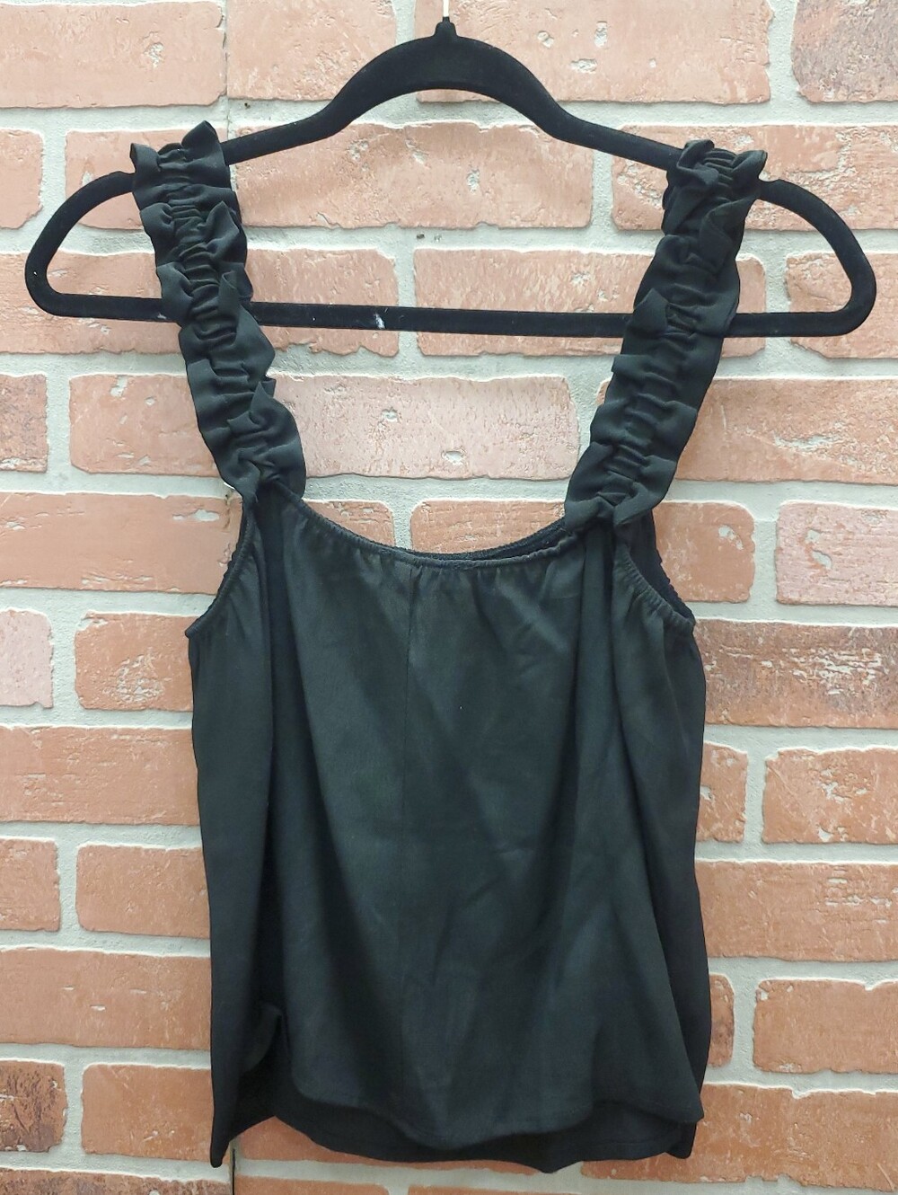 LUSH Black Ruffle Strap Tank Top Women’s Small Rayon Sleeveless Blouse